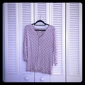 Like new lightweight Old Navy v-neck top